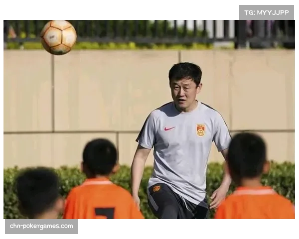 意甲主席批评青训过度功利化,呼吁拆分教练培养路径 意甲主席批评青训过度功利化,呼吁拆分教练培养路径