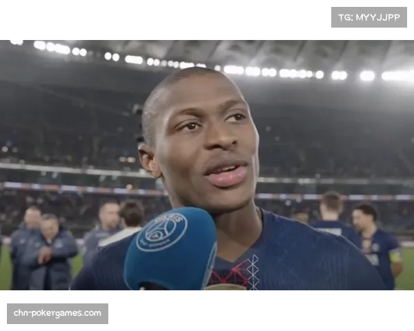 努诺·门德斯长途奔袭突入禁区,射门被挡出 努诺·门德斯长途奔袭突入禁区,射门被挡出